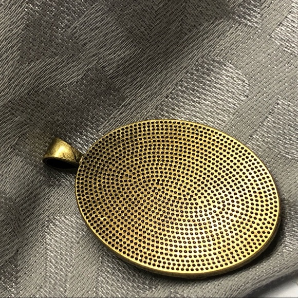 🍁2-for-$18🍁Hand-Painted Fluid Art Pendant - Picture 4 of 8